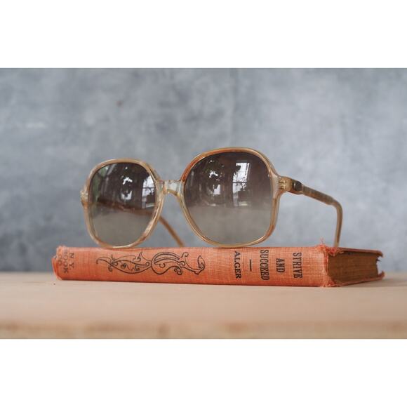 Vintage Diane Von Furstenberg 70s Sunglasses France Disco Grandma Chic main image 7